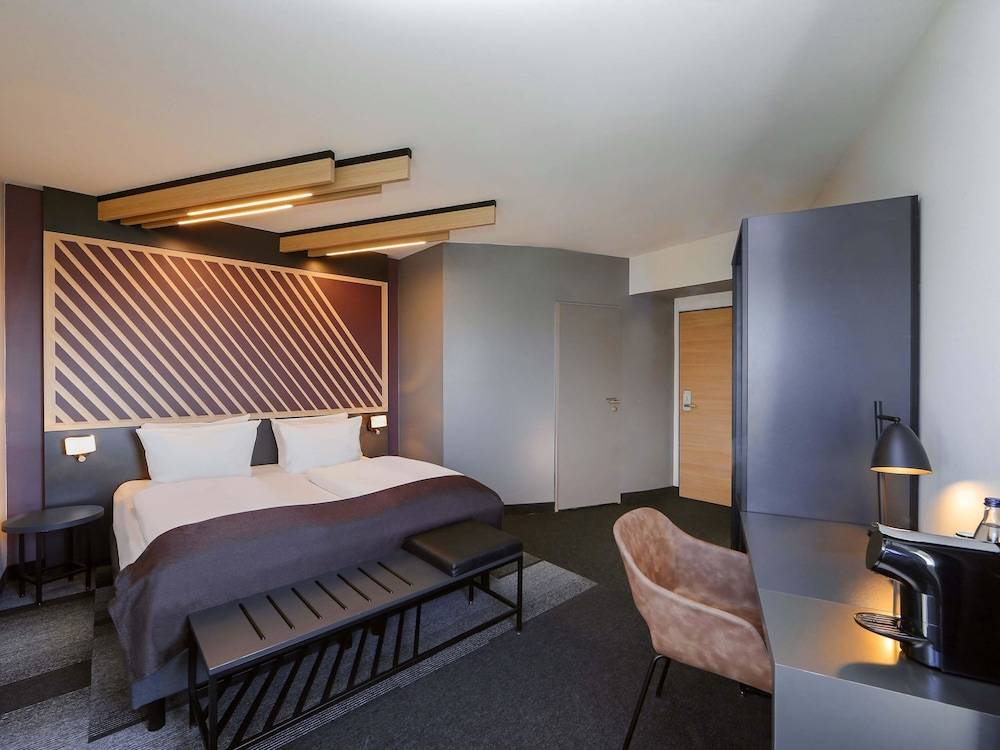 B&B Hotel Berlin-Airport 1