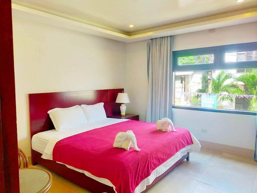 El Nido Beach Hotel 2