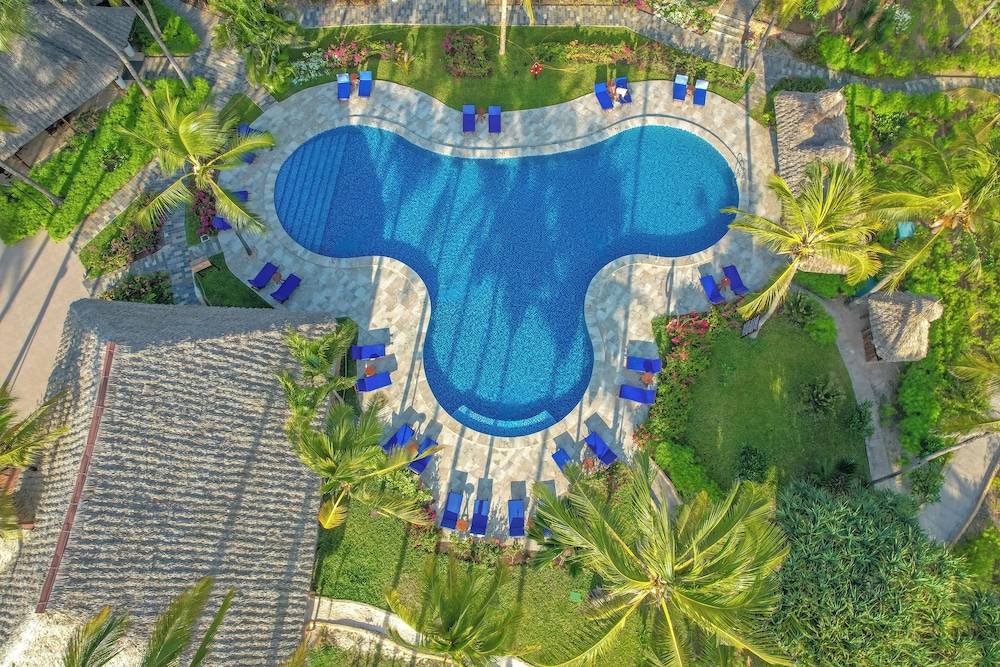 Breezes Beach Club and Spa 1