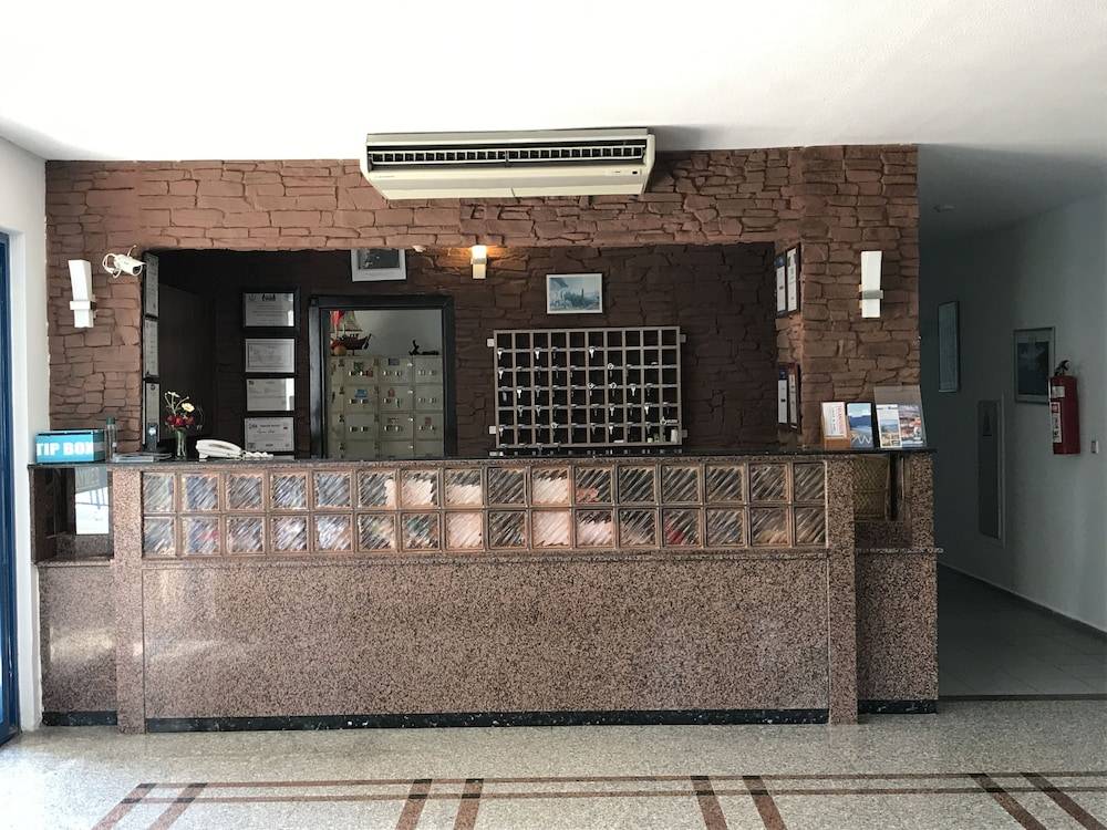 Aymes Hotel 2