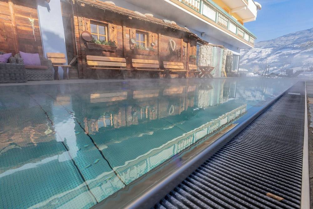 Kohlerhof - 4 Star Wellness & Active Hotel 1