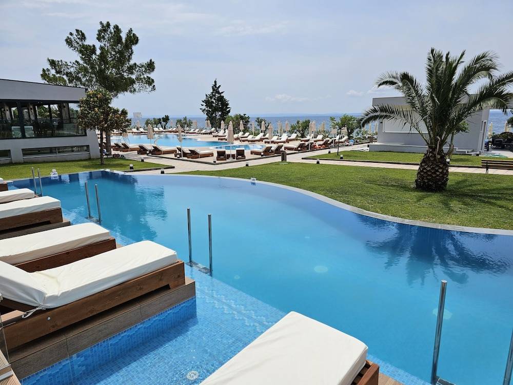 Sea Coast Resort Halkidiki 1