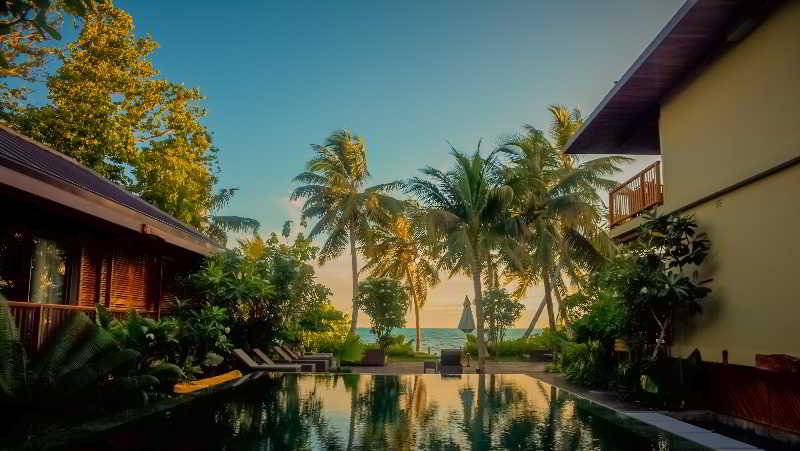 Dhevatara Beach Hotel & Spa 2