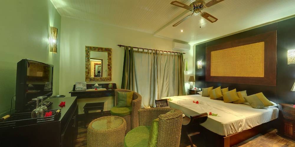 Le Relax Beach Resort 2