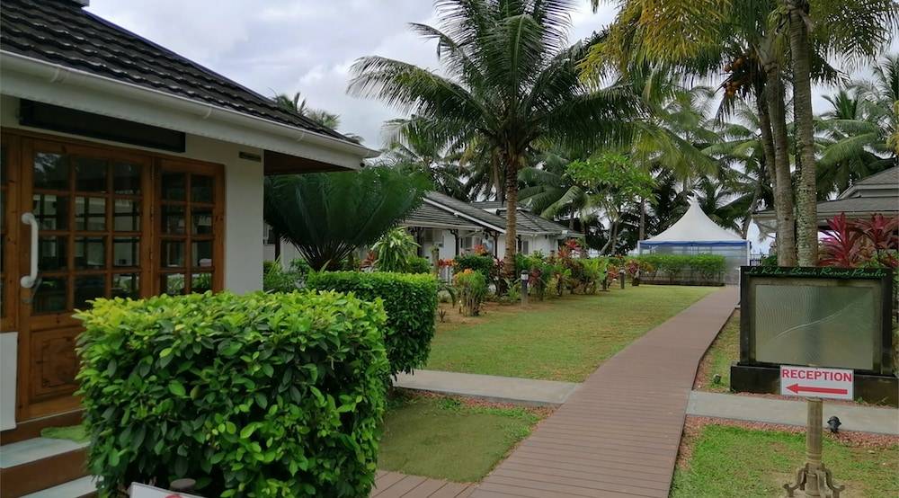 Le Relax Beach Resort 1
