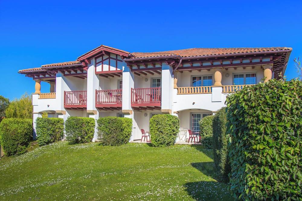 Azureva Club Hendaye 1