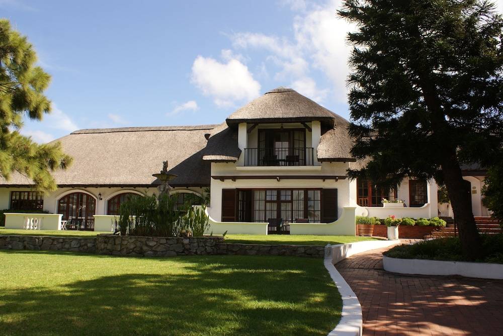 Whale Rock Luxury Lodge 1