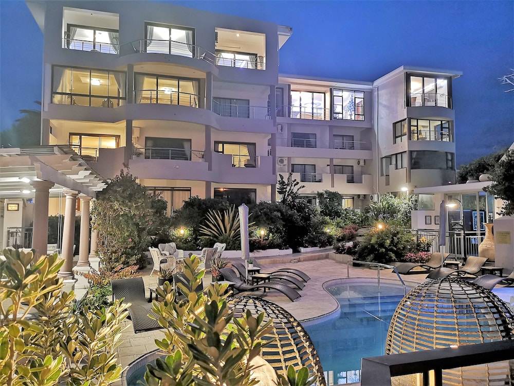Misty Waves Boutique Hotel 1
