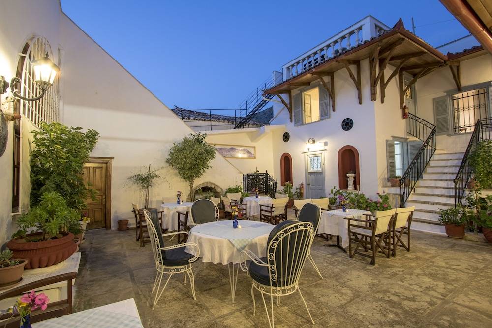 Achilleas Pension 1
