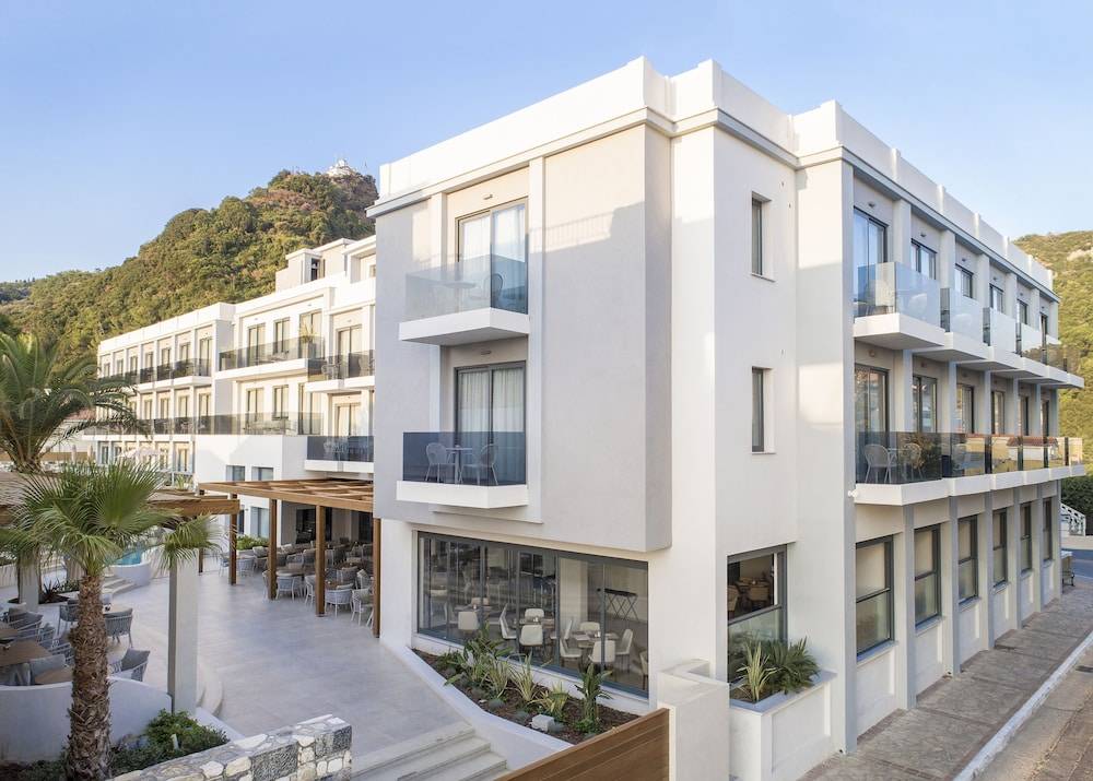 Samian Mare Hotel, Suites & Spa 1