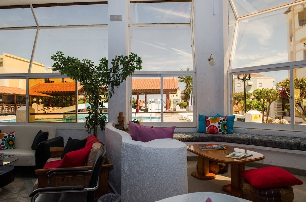 Anema By The Sea Guesthouse 2