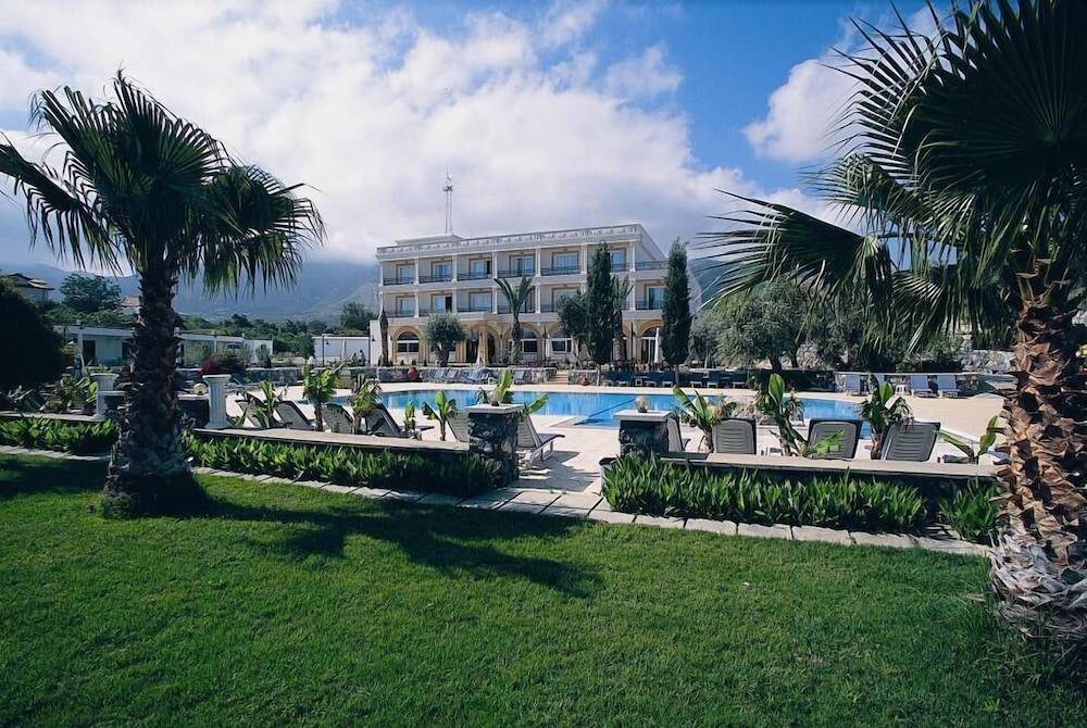 Altinkaya Holiday Resort 1