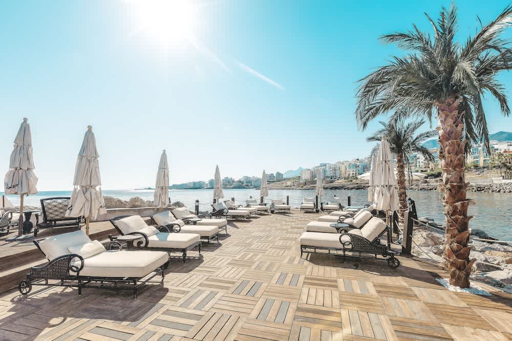 Les Ambassadeurs Hotel & Casino 1