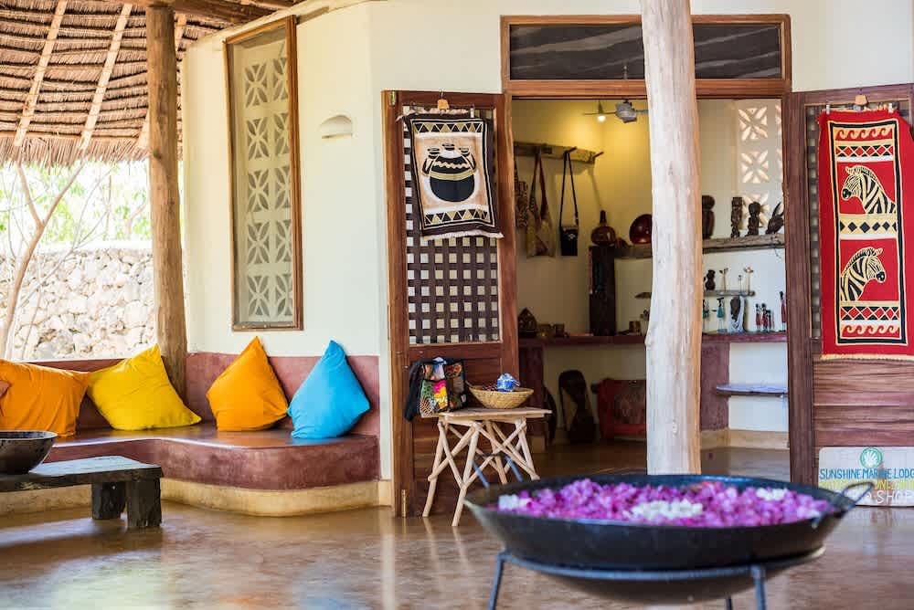 Sunshine Marine Lodge 2