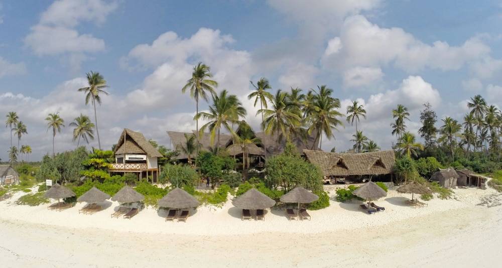 Kena Beach Hotel 1