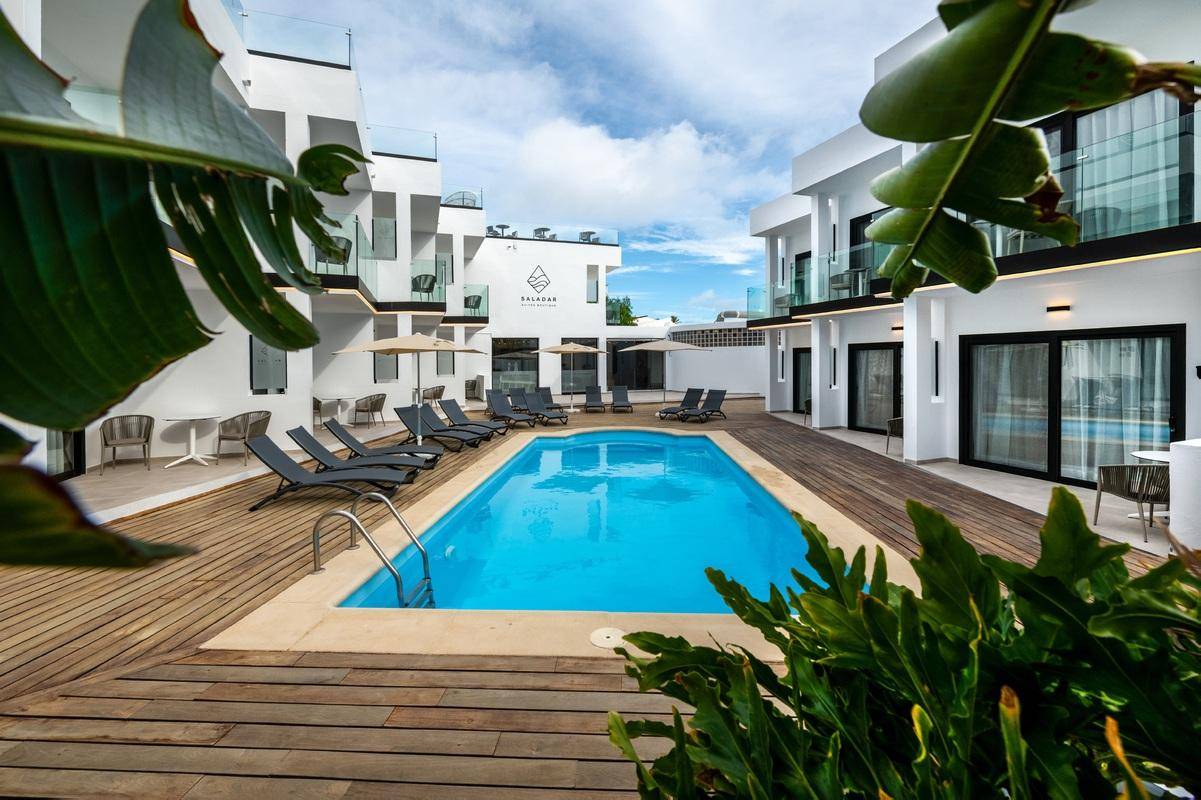 Saladar Suites Boutique 1