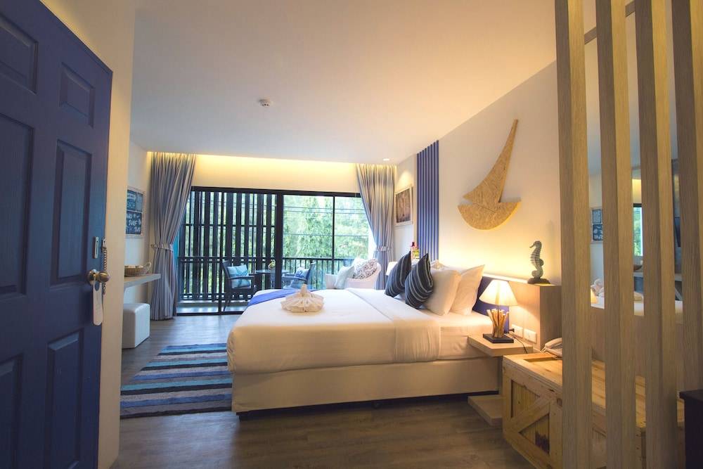 The Blue Pearl Kata Hotel 1