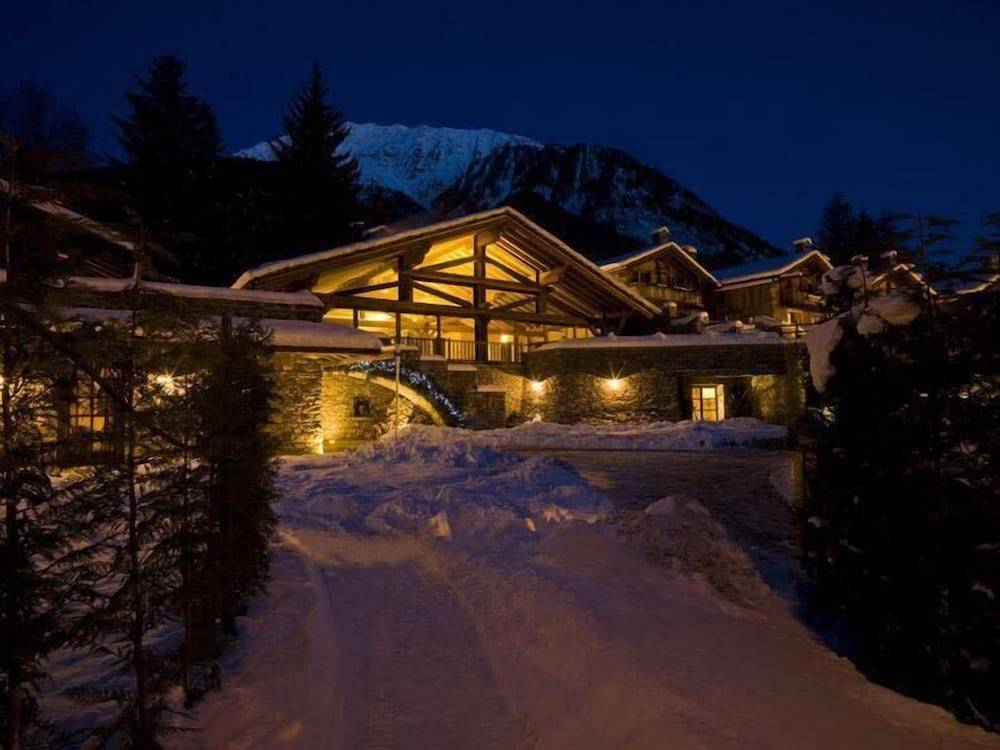 Au Coeur Des Neiges Resort SPA & FREE E-BIKE 1