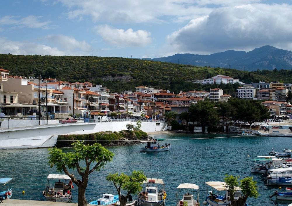 Hotel Papagalos 1