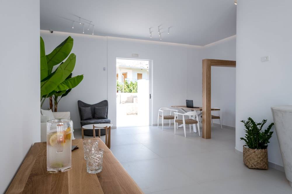 Kantouni Beach Boutique Hotel 2
