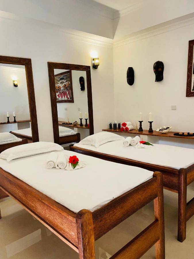 Karibu Beach Resort - Adults Only 2