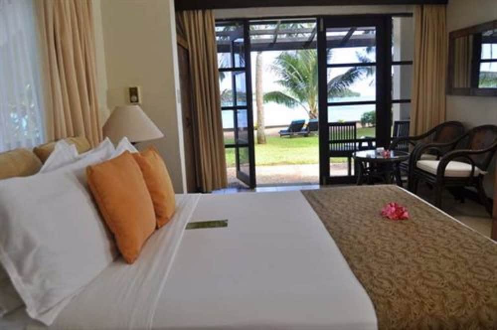 Warwick Le Lagon Resort & Spa, Vanuatu 2