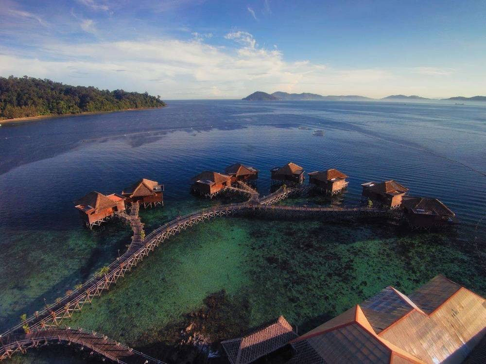 Gayana Marine Resort 1
