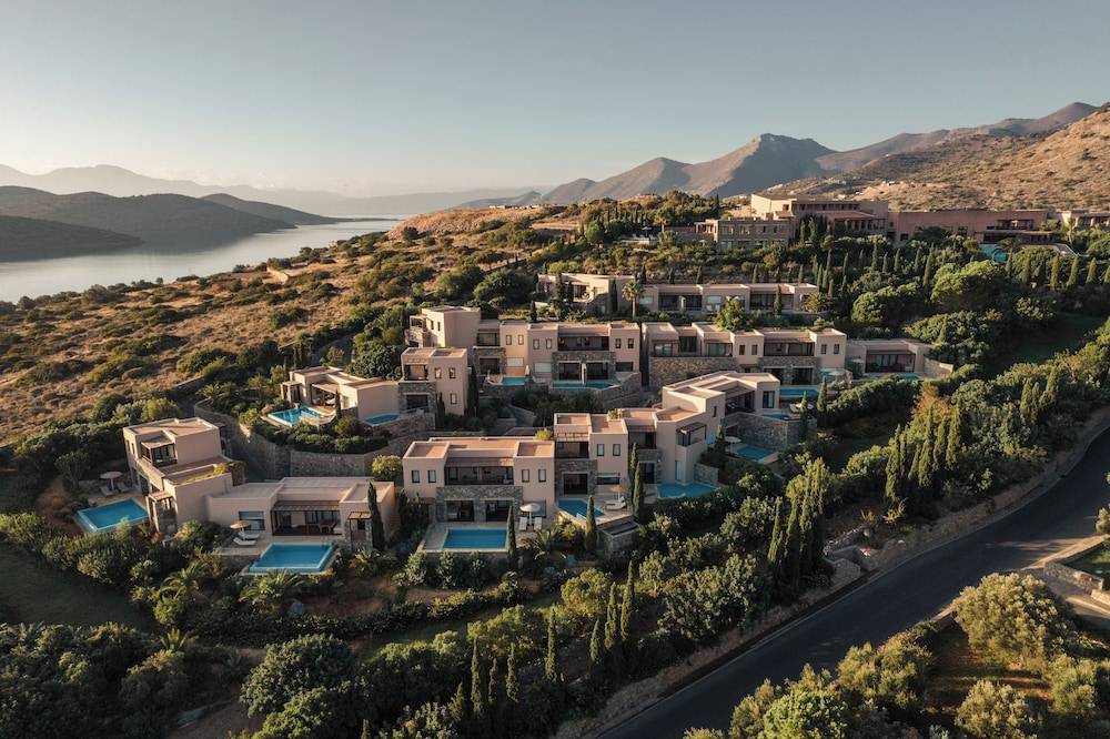 Phāea Blue - Small Luxury Hotels of the World 1