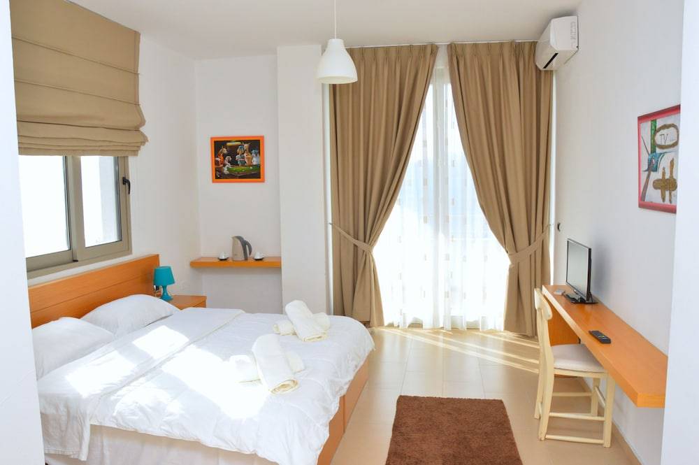Pastarella Beachfront Resort 2
