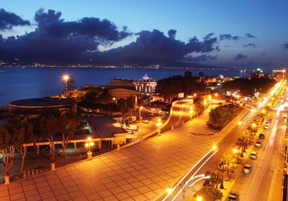 E' Hotel 1