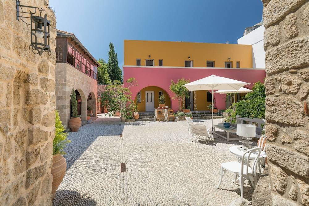Saint Artemios Boutique Hotel 1