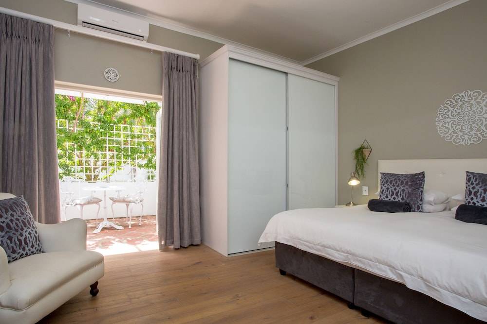 Summerwood Guest House 2