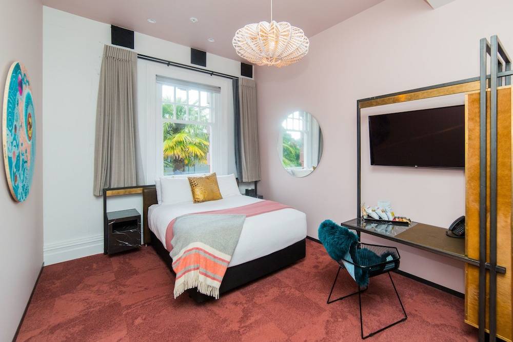 Clarence Boutique Hotel 2