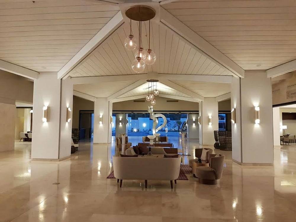 Royalton Blue Waters Montego Bay, An Autograph Collection All-Inclusive Resort 2