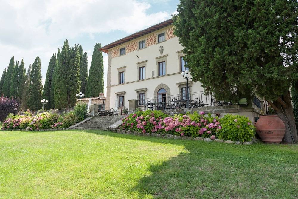 Villa Campestri Olive Oil Resort 1