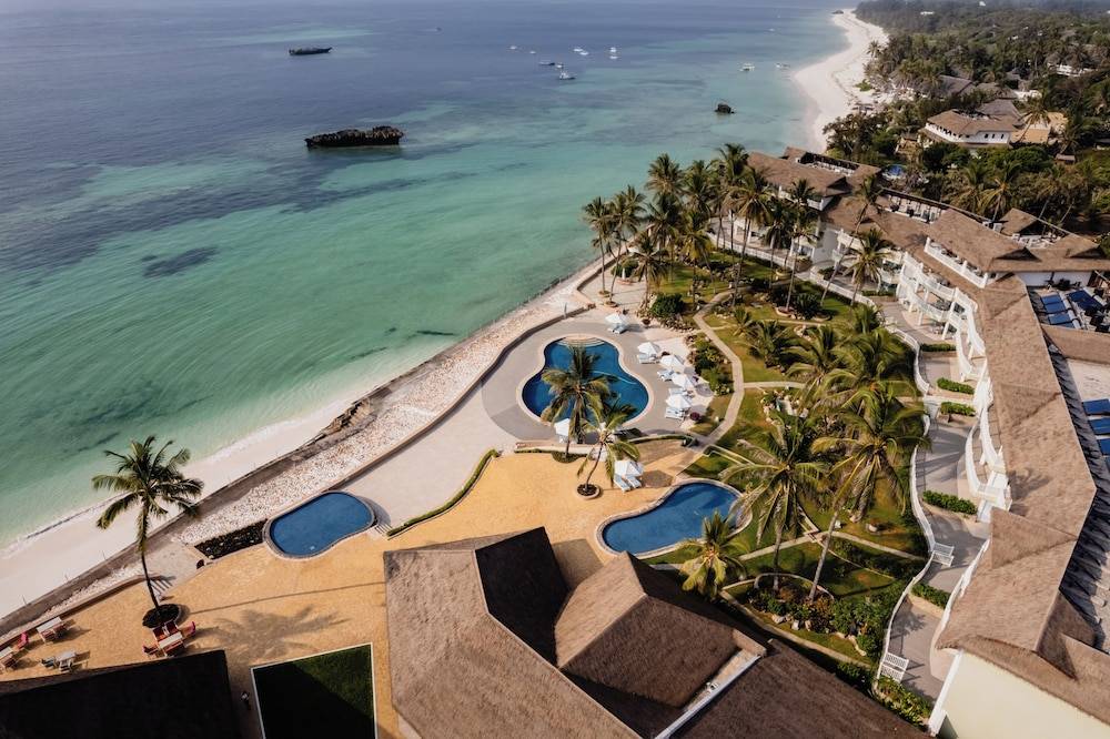 Hemingways Watamu 1
