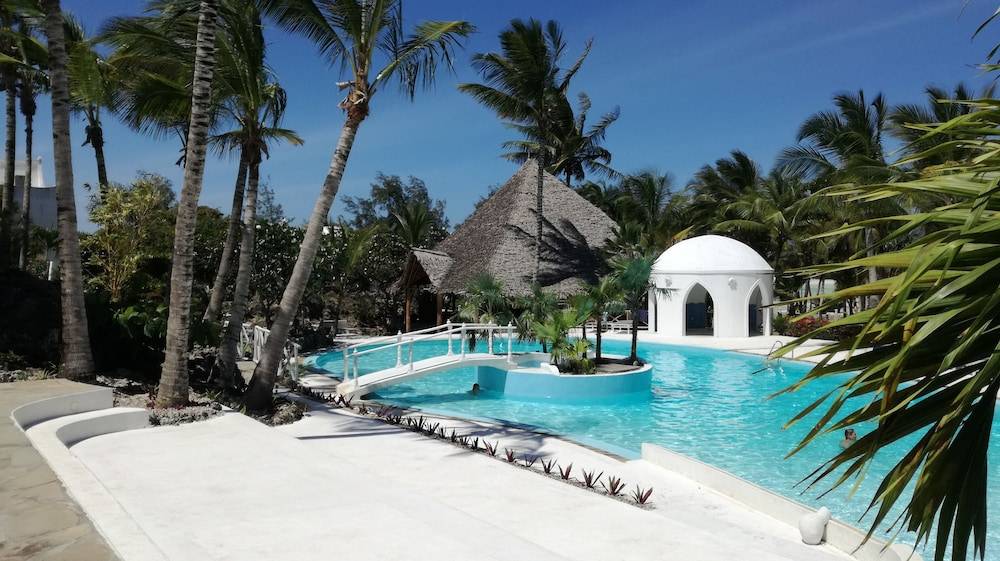 Sun Palm Beach Resort 1