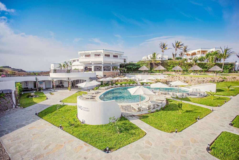 AHG Lion Beach Resort 1