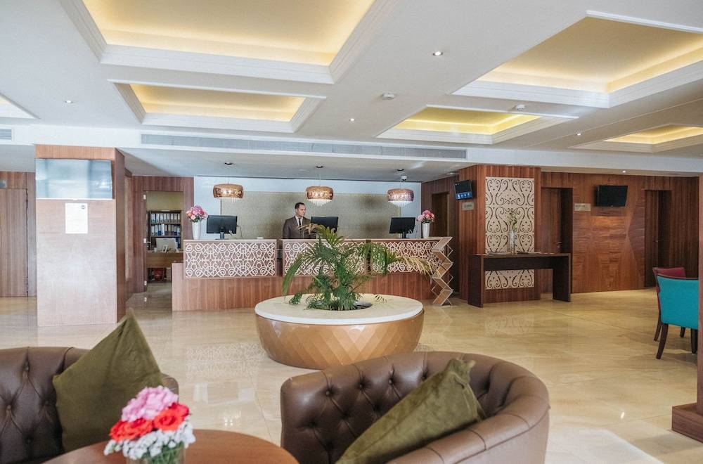 AZ Hôtel Zeralda 2