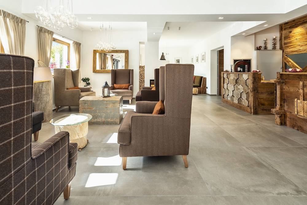 Camina Suite and Spa 2