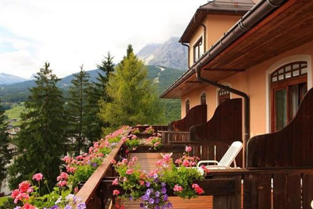 Boutique Hotel Villa Blu Cortina D'Ampezzo 1