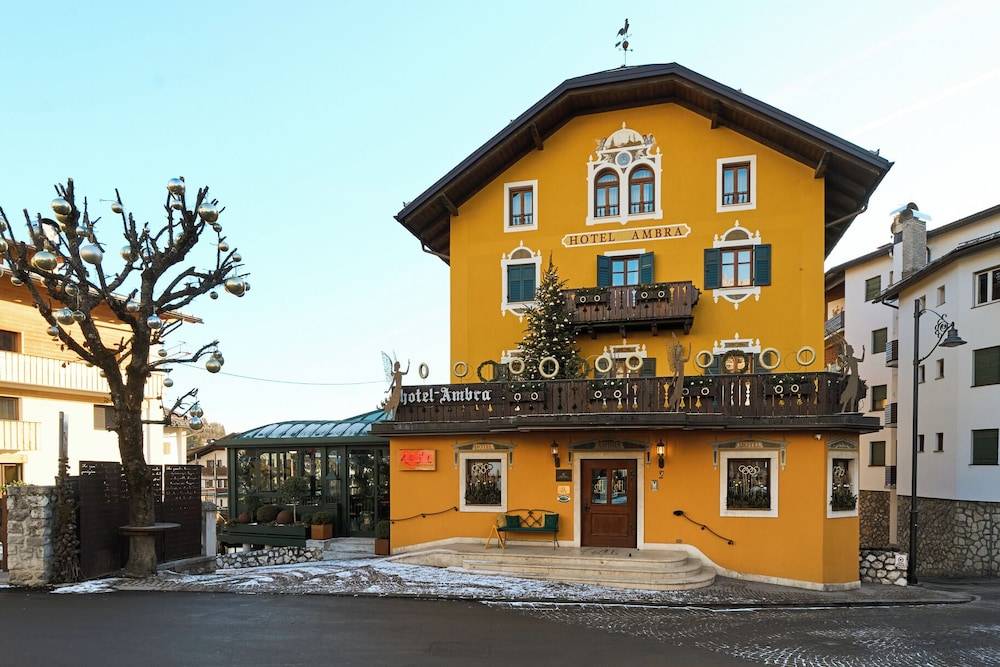 Ambra Cortina Luxury&Fashion Hotel 1