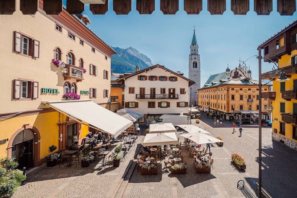 Royal Hotel Cortina 1