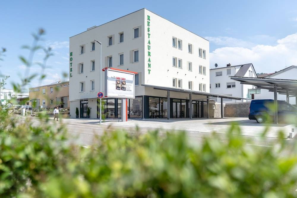 Hotel in Laisen 1