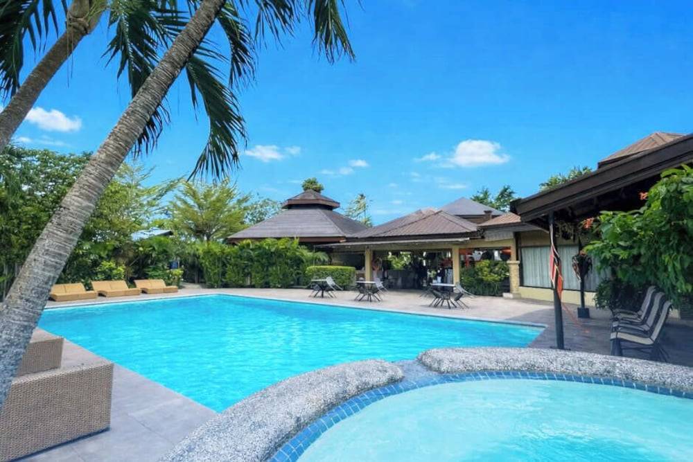 Alta Cebu Resort Mactan powered by Cocotel 1