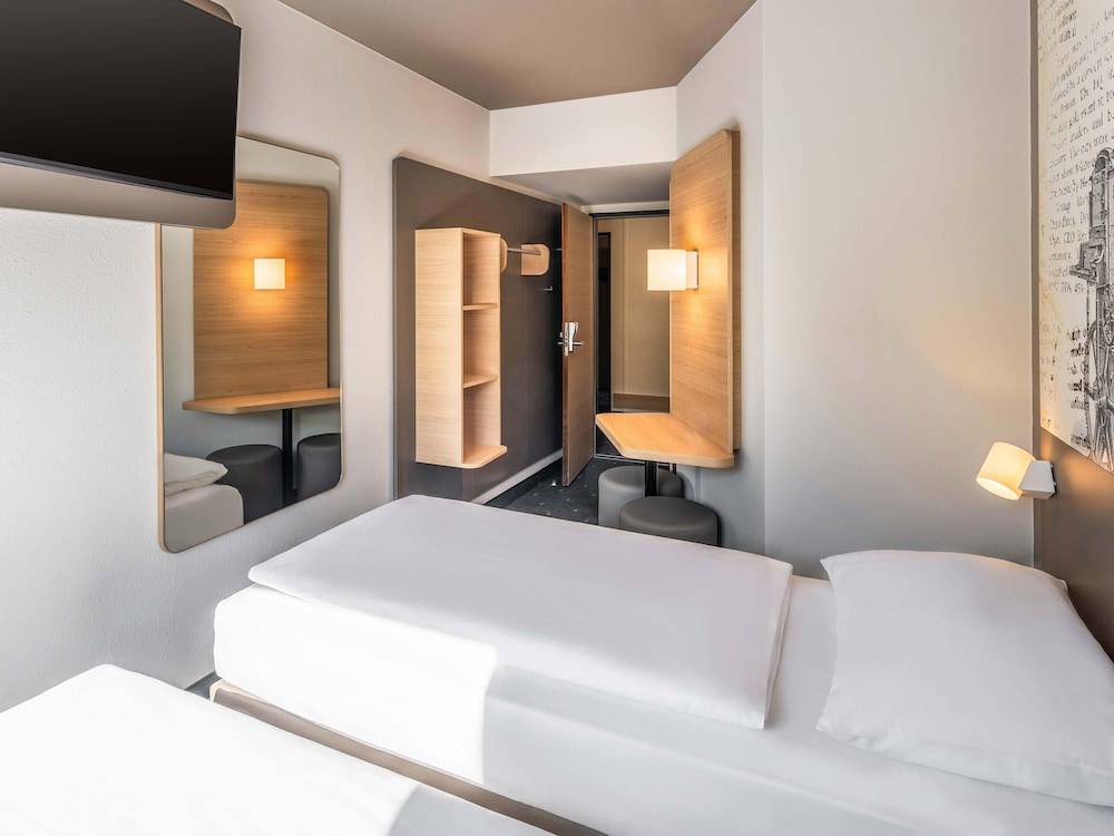 B&B HOTEL Düren 1