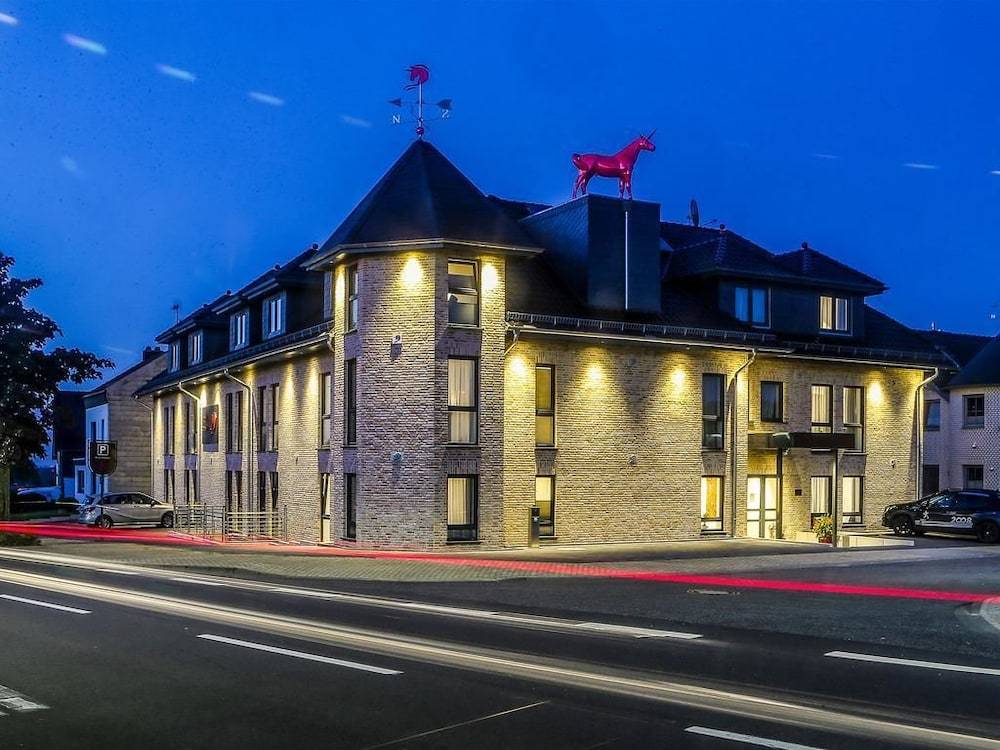 Hotel Rotes Einhorn **** 1