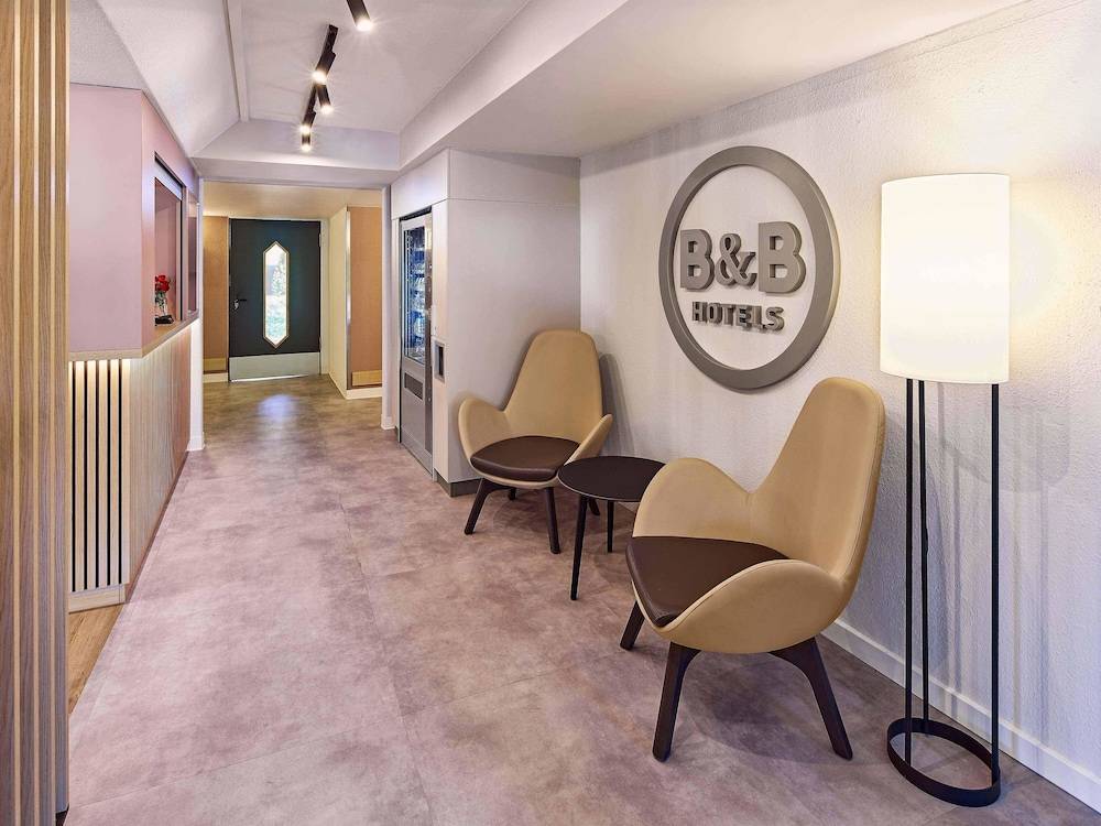 B&B HOTEL Dortmund-Airport 2