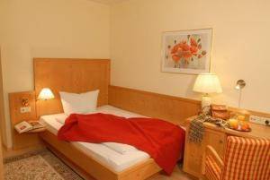 Airport-Hotel Fortuna 1