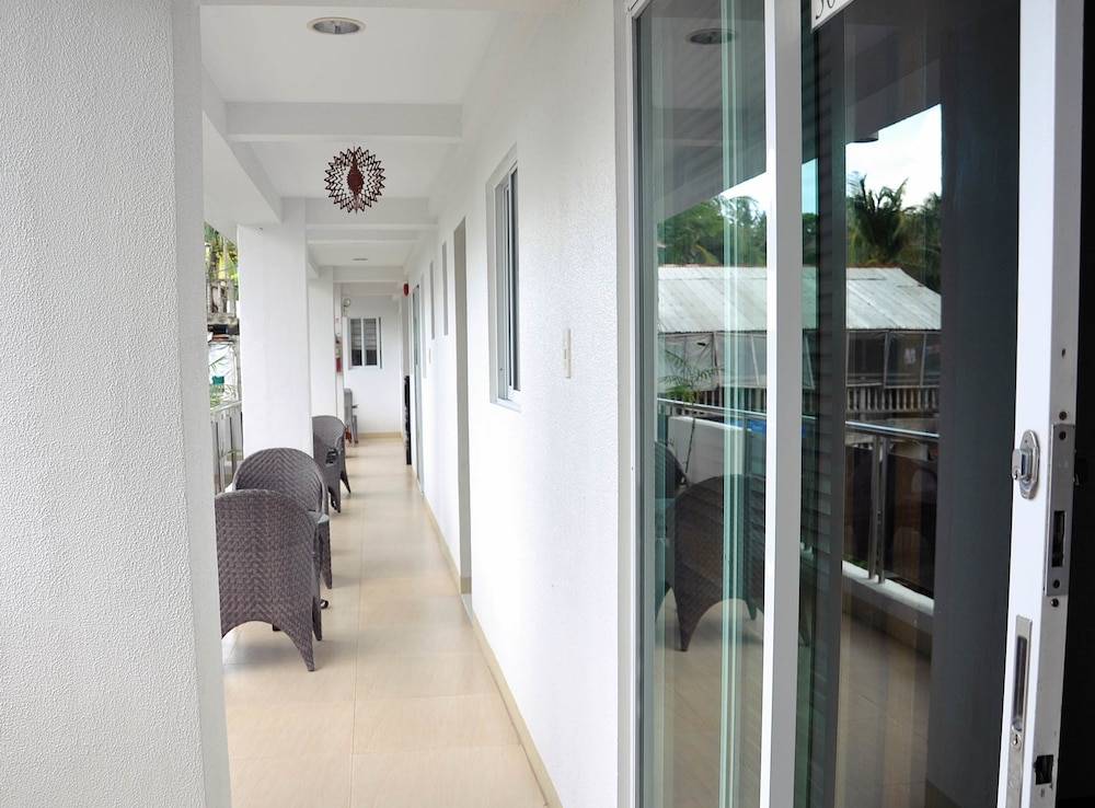 Grand Blue Beach Hotel 2